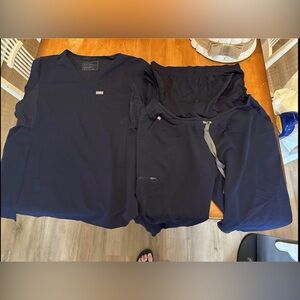 Figs Maternity Scrubs set